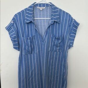 Mesh+ Lace brand Blue Striped Short Sleeve Shirt size L